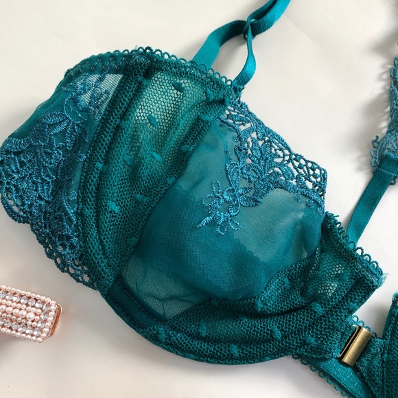 NWOT FREE PEOPLE Bra
